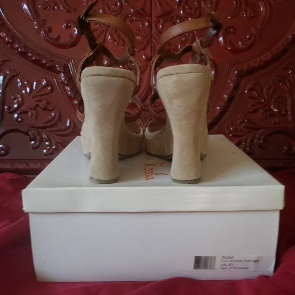 Gabriella Rocha Wedge Sandals - Picture 4 of 4